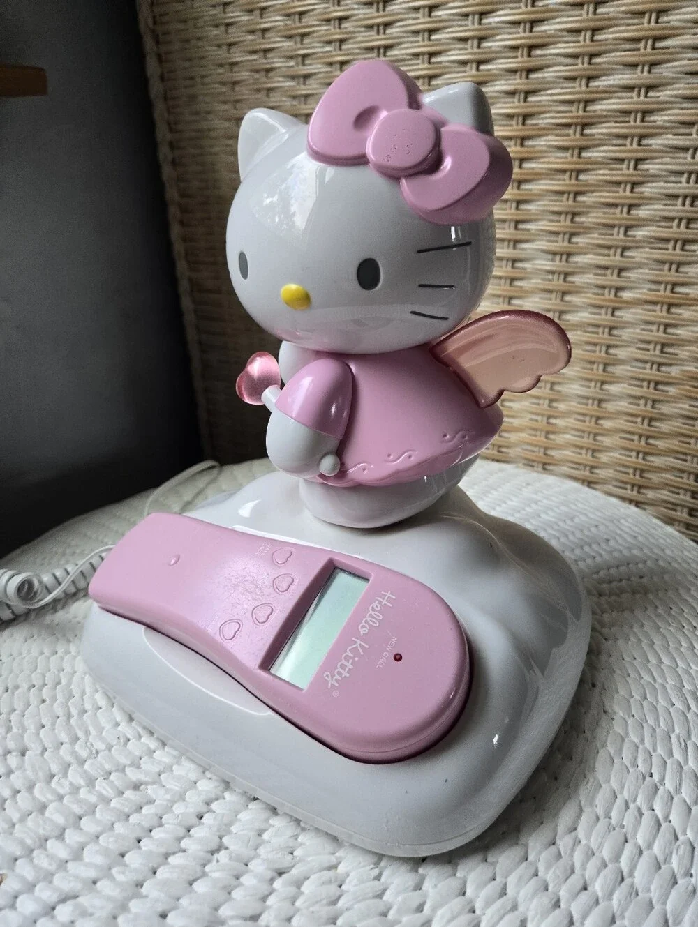 Working Hello Kitty Pink & White Desk Landline Phone Angel Figurine